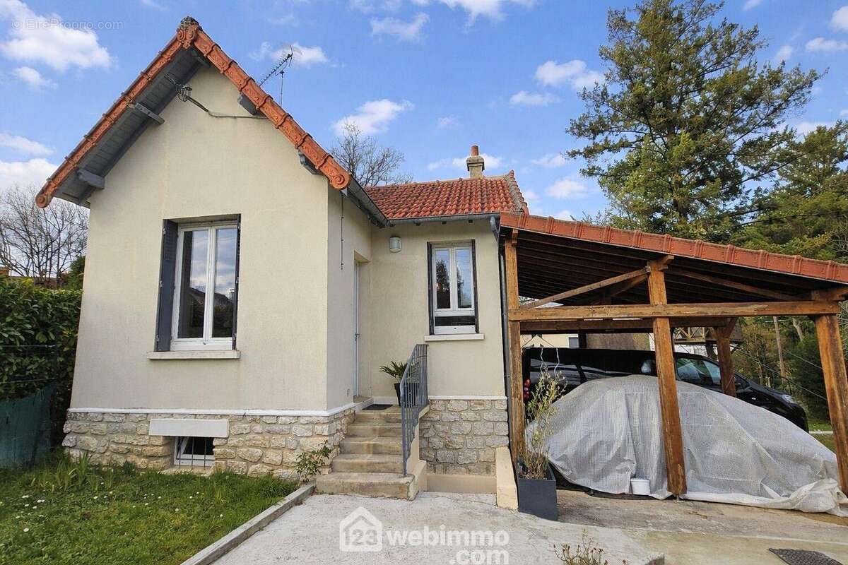 Venez visiter cette belle maison totalement rénovée. - Maison à SAMOIS-SUR-SEINE