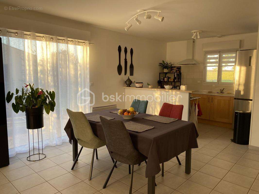 Maison à PONT-L&#039;ABBE-D&#039;ARNOULT