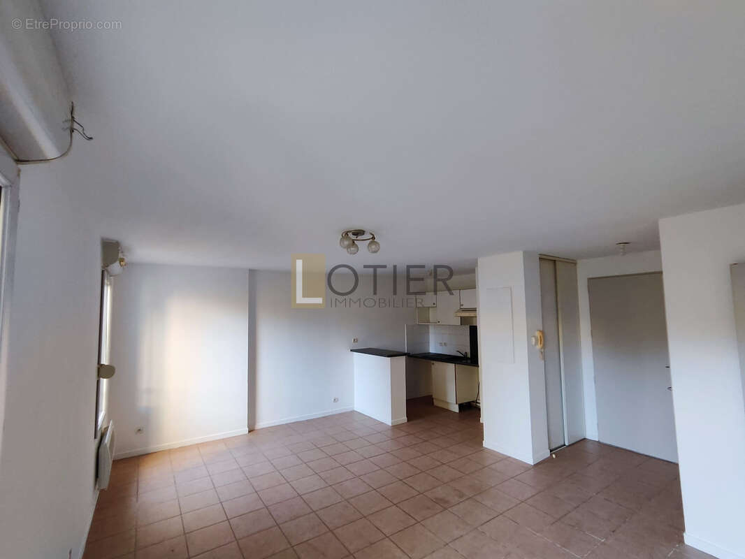 Appartement à CARCASSONNE