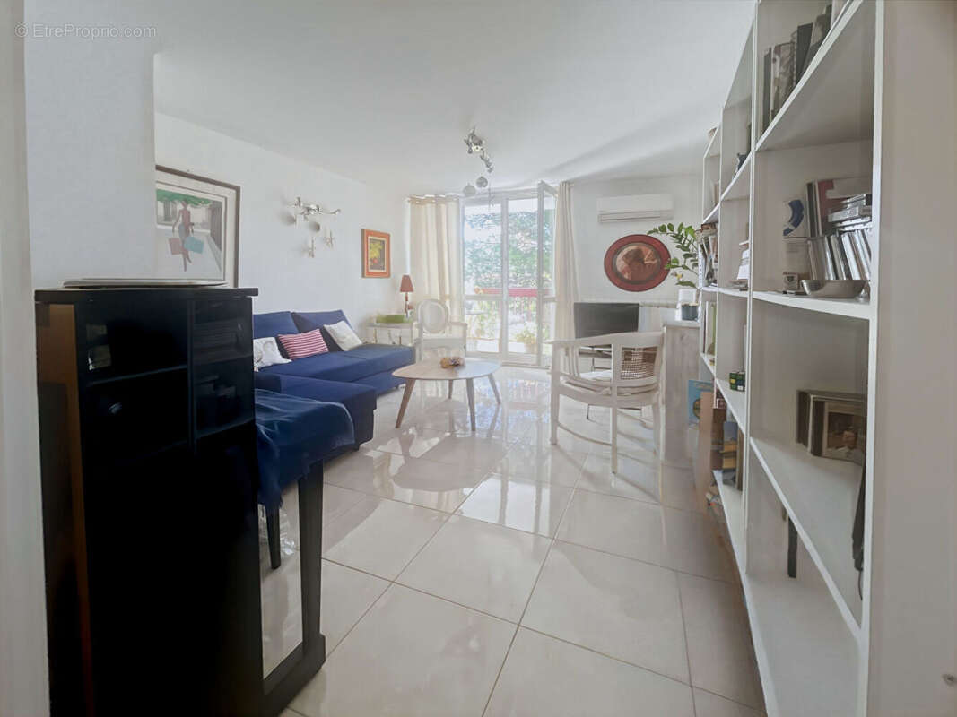 Appartement à MARSEILLE-13E