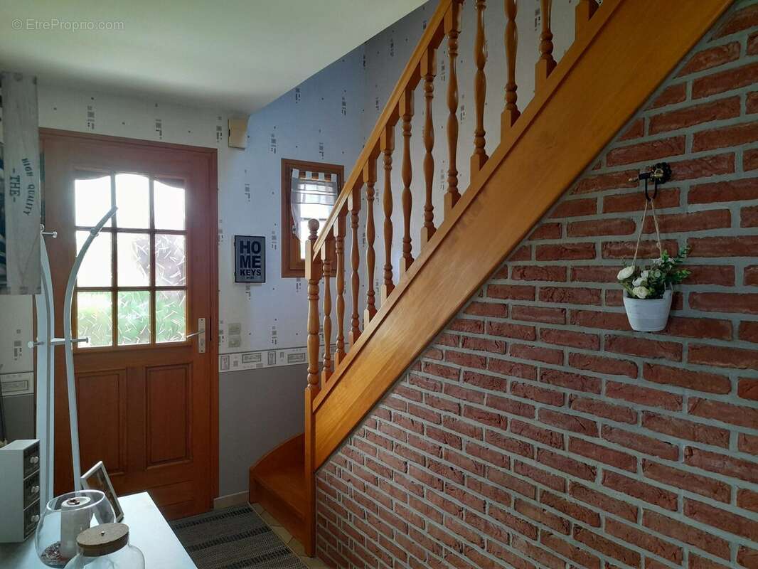 Maison à HAUTVILLERS-OUVILLE