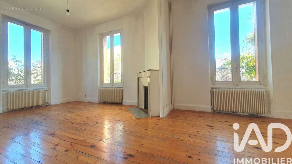 Photo 3 - Maison à CHAMALIERES