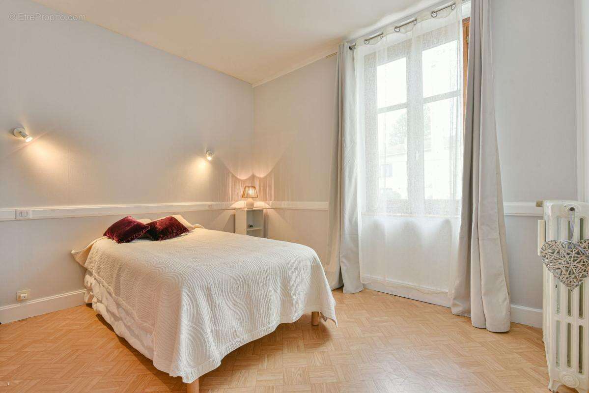 Maison à SAINT-JUNIEN