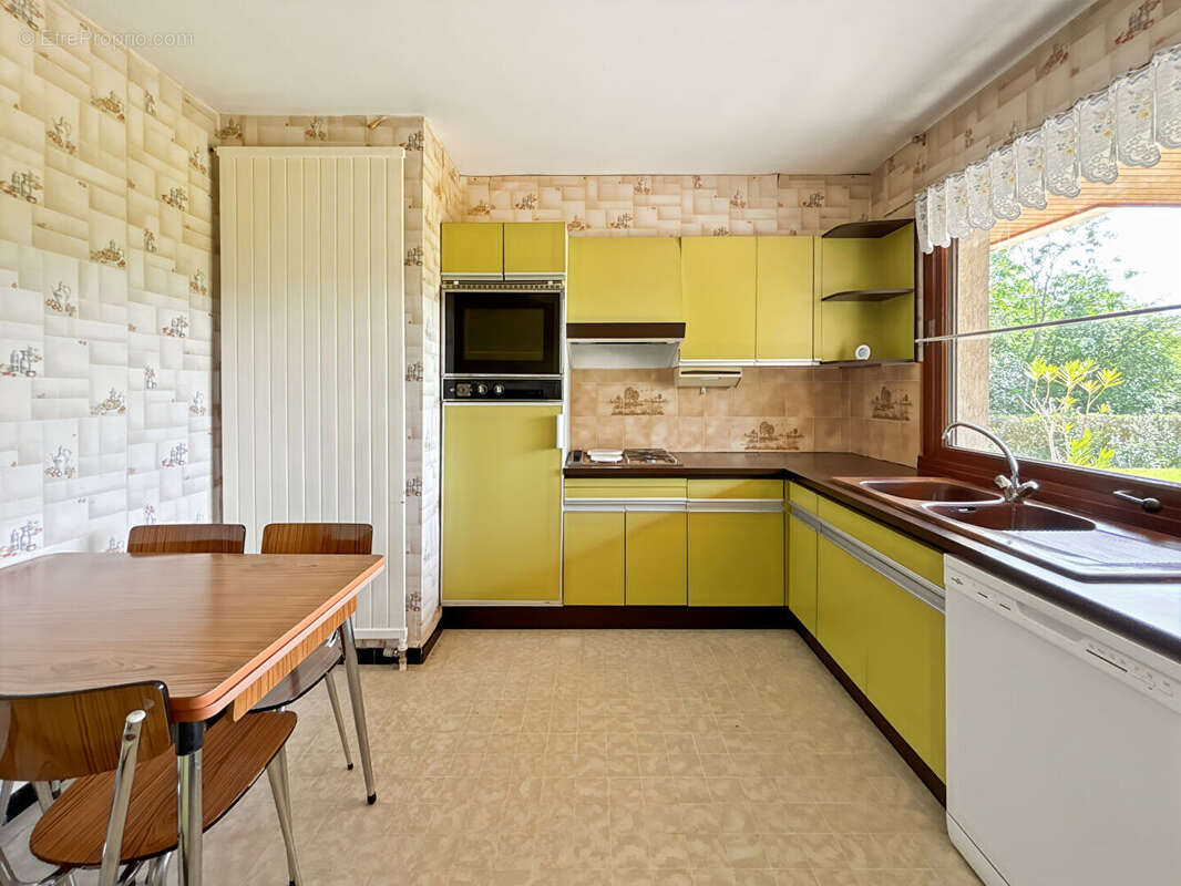 Maison à BONNIERES-SUR-SEINE