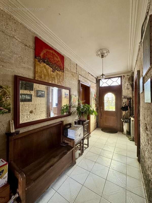 Maison à SAINT-ANDRE-DE-CUBZAC