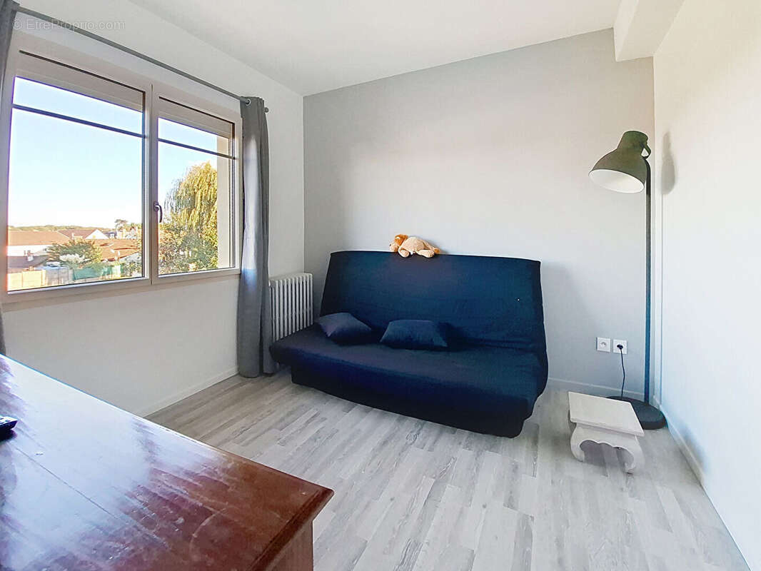 Maison à VILLENEUVE-LE-COMTE