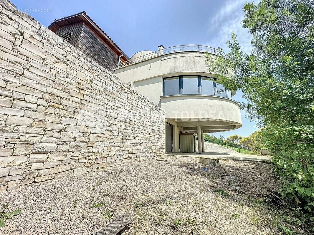 Maison à CARAMAN