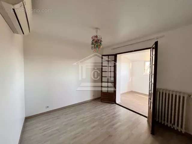 Maison à MONTAUROUX