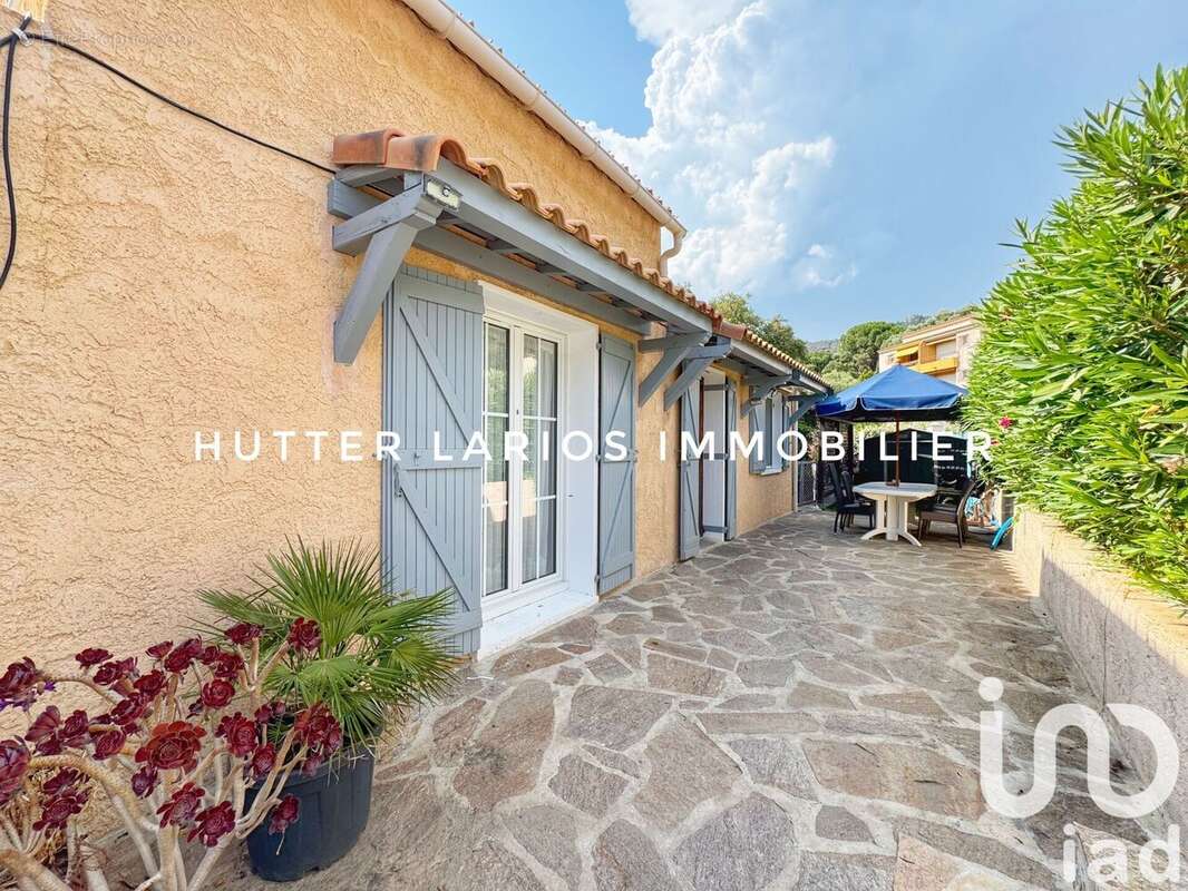 Photo 3 - Maison à BORMES-LES-MIMOSAS