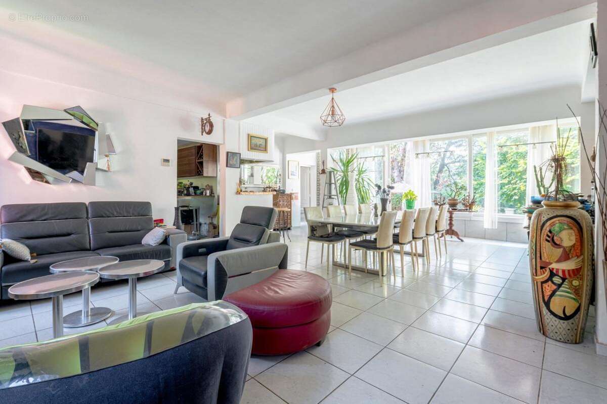 Maison à SOISY-SUR-SEINE