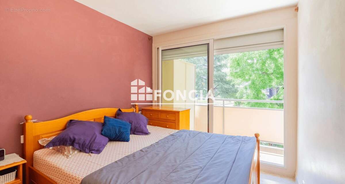 Appartement à MARSEILLE-9E