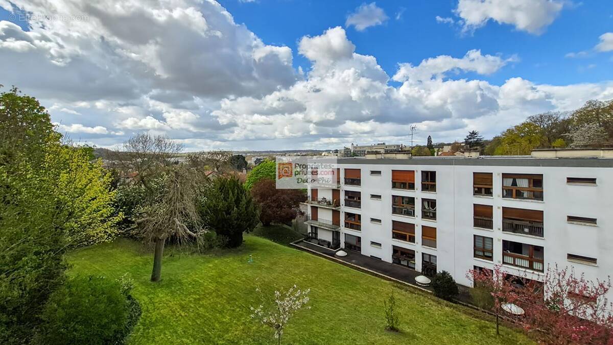 Appartement à VERSAILLES