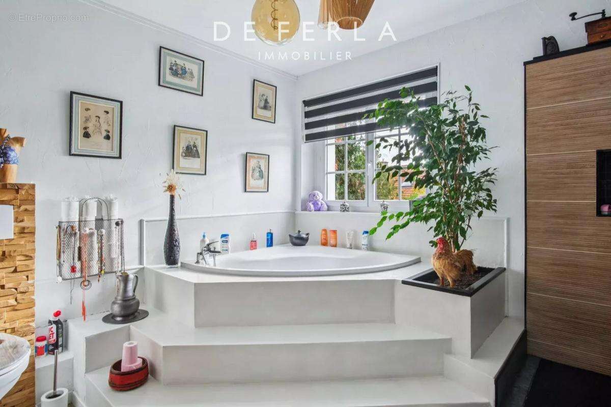 Maison à SABLONNIERES