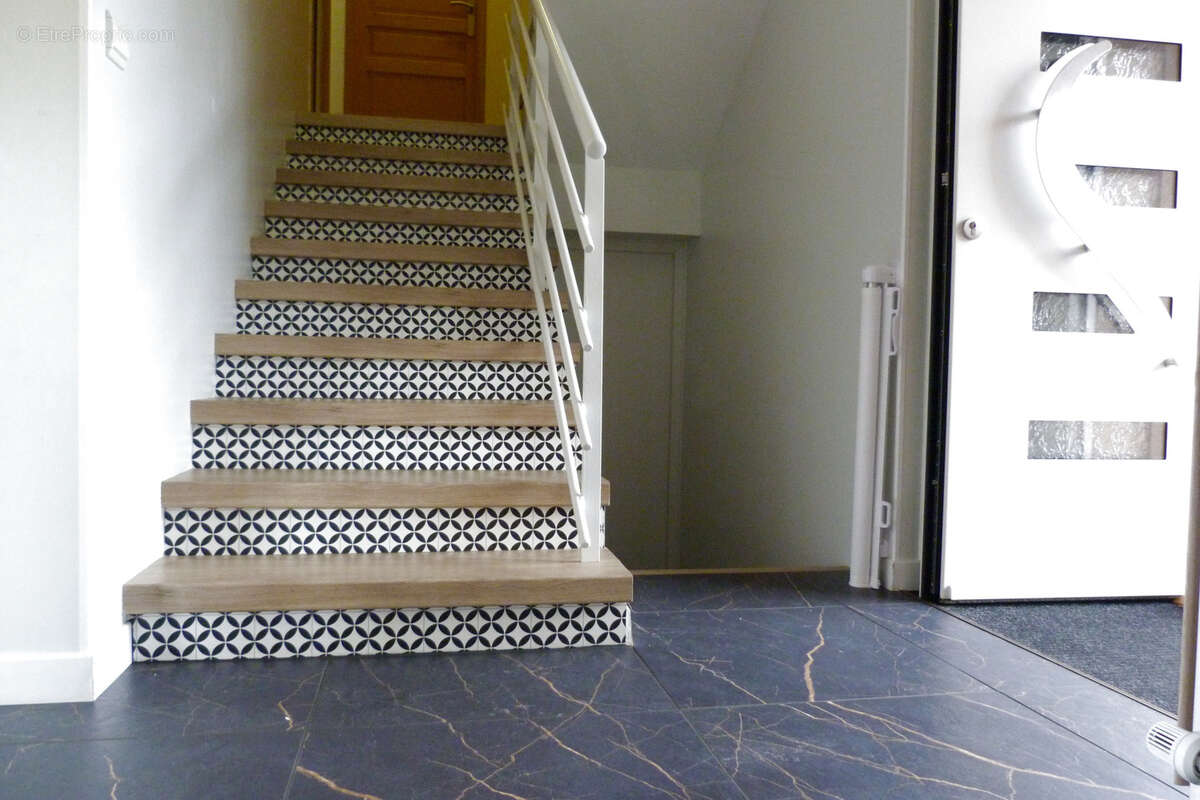 Maison à SAINT-PIERRE-DE-VARENGEVILLE