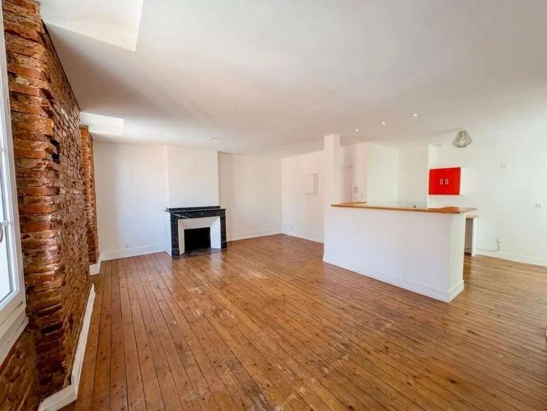 Toulouse hypercentre – rue de rémusat – capitole – victor hugo – t4 de 105,52 m² habitables – calme – lumineux - photo 2
