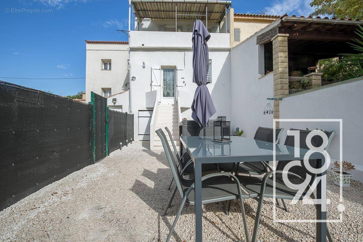 Appartement à PLAN-DE-CUQUES