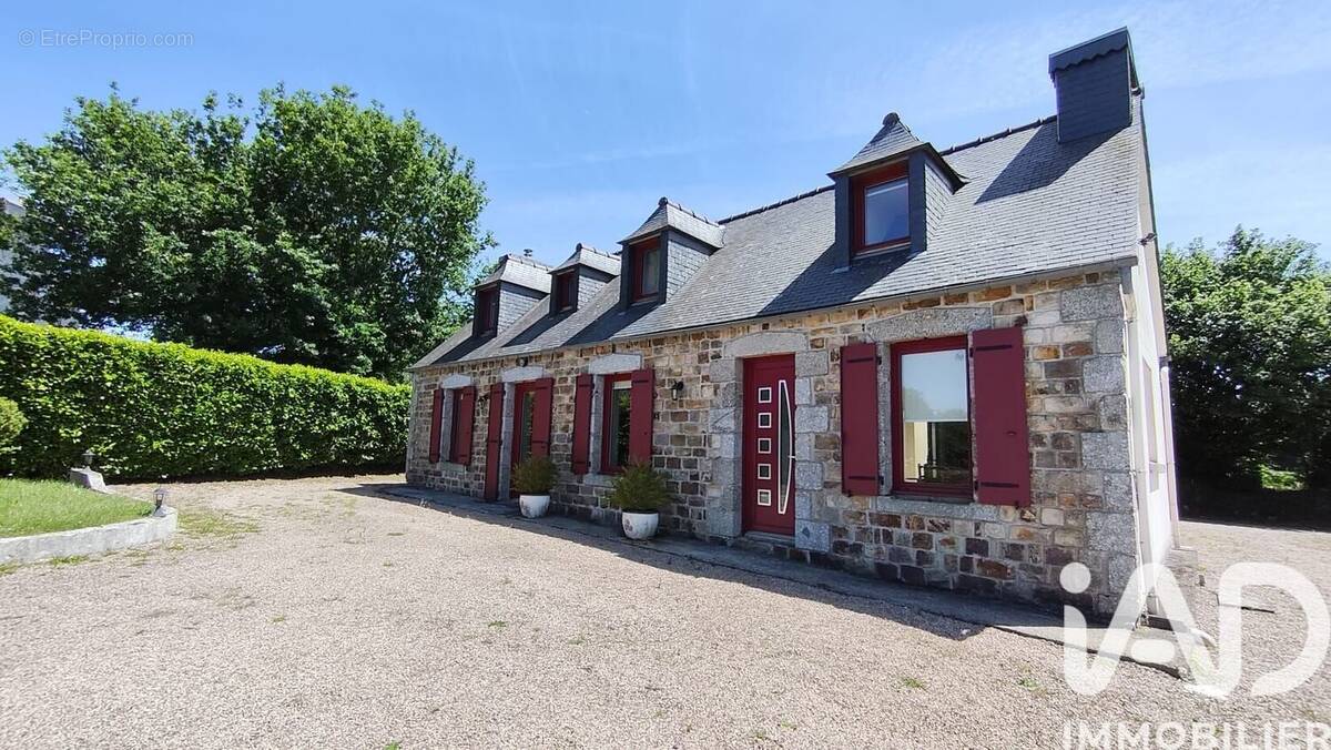 Photo 1 - Maison à CALLAC