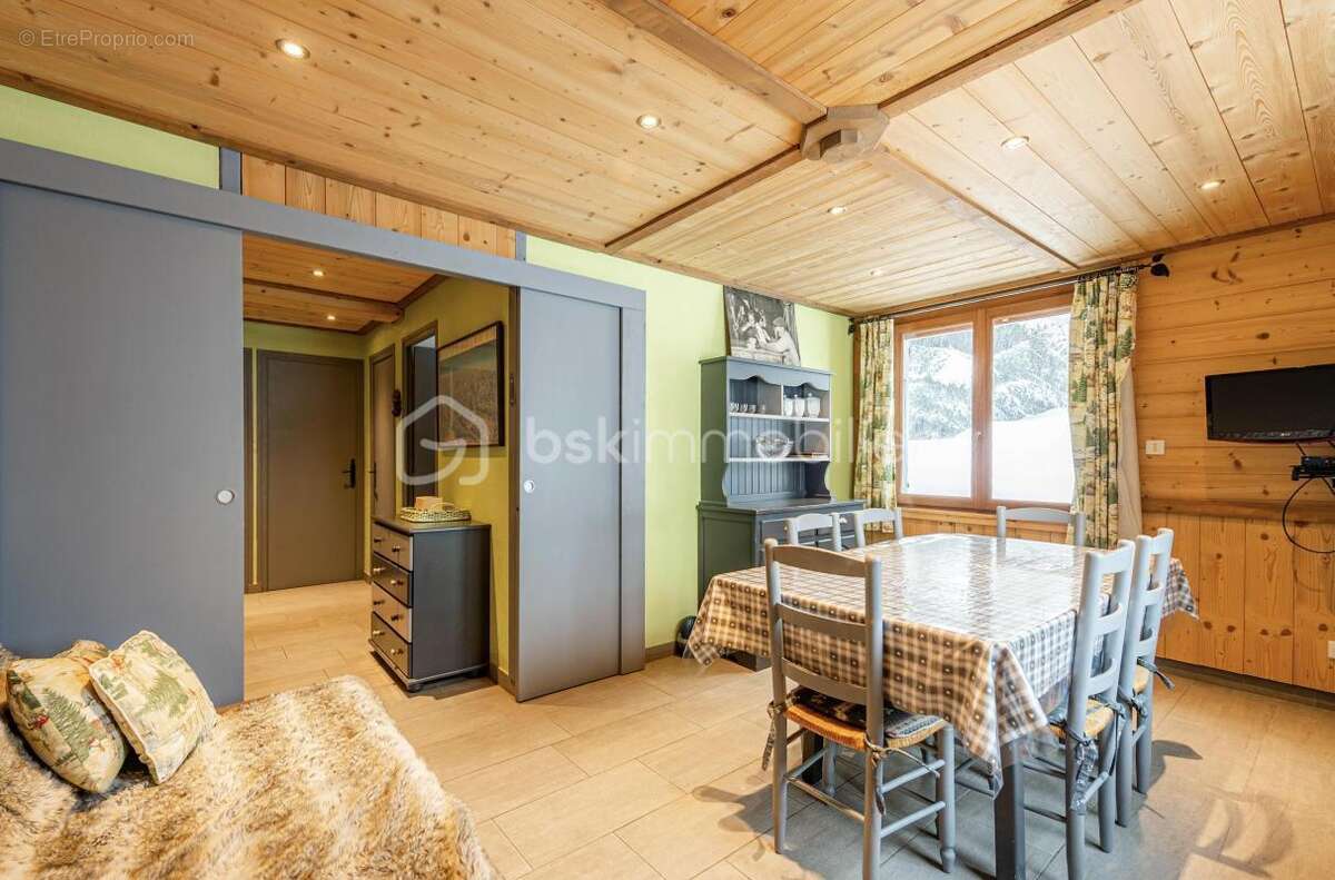 Appartement à FONTCOUVERTE-LA-TOUSSUIRE