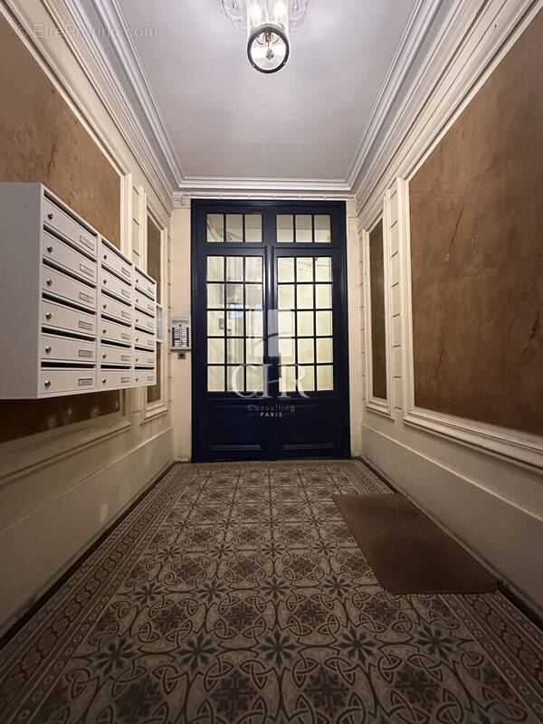 Appartement à PARIS-18E