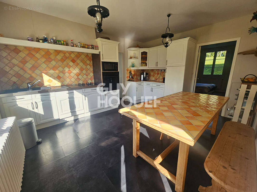 Maison 123 m² à Braisnes  - photo 4