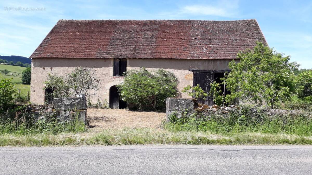 Maison à BARNAY
