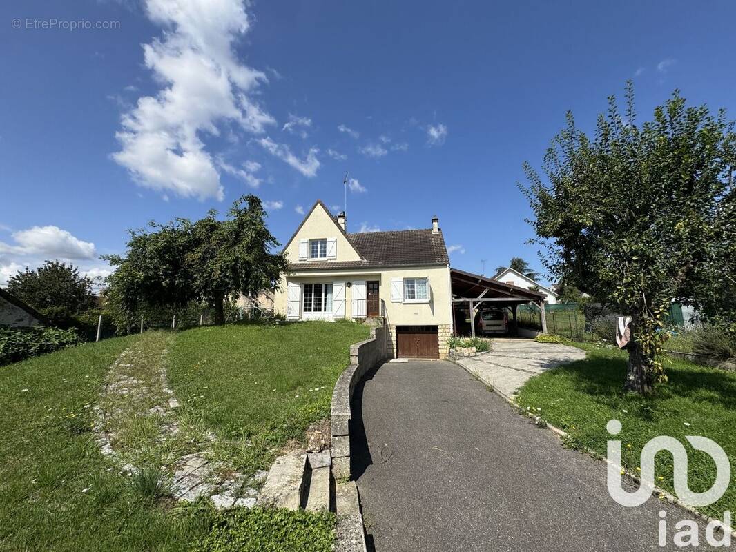 Photo 1 - Maison à VOULX