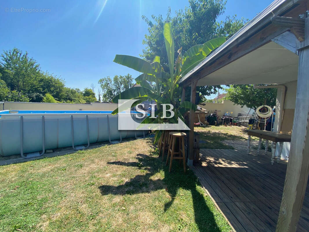 Maison à LEUVILLE-SUR-ORGE