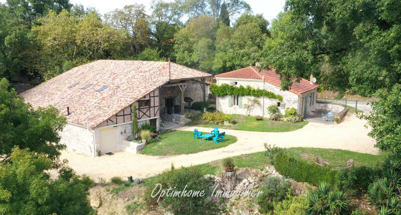 Maison à SAINT-ROBERT