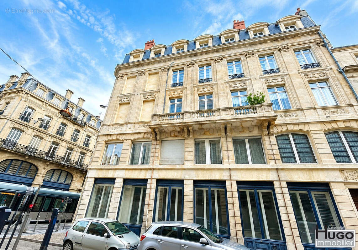 Bordeaux - hypercentre - cours alsace-lorraine au pied du tramway (place du palais : ligne a) appartement haussmannien 5 pièces  - photo 15