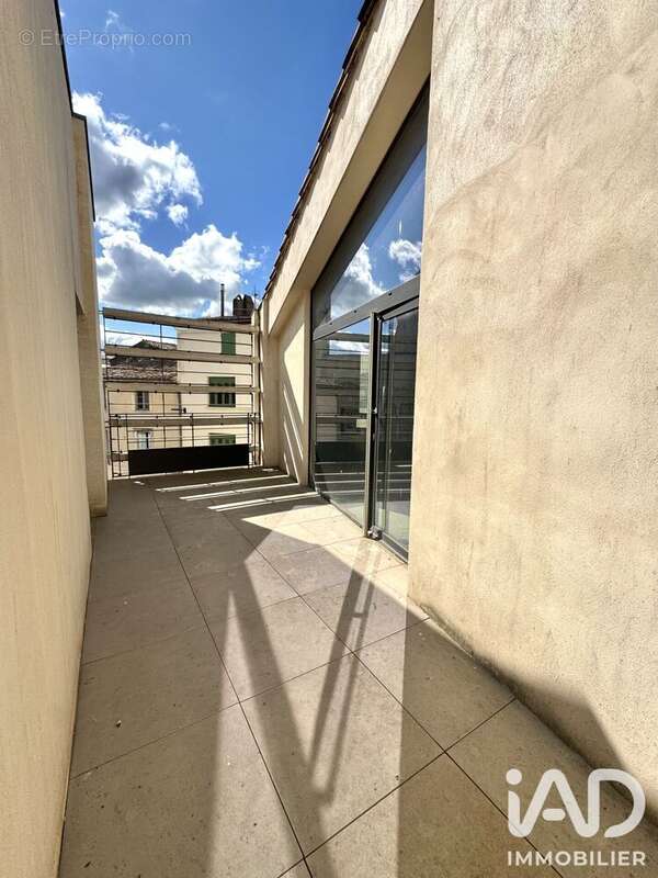Appartement 75 m² à Saint-Gilles  - photo 2