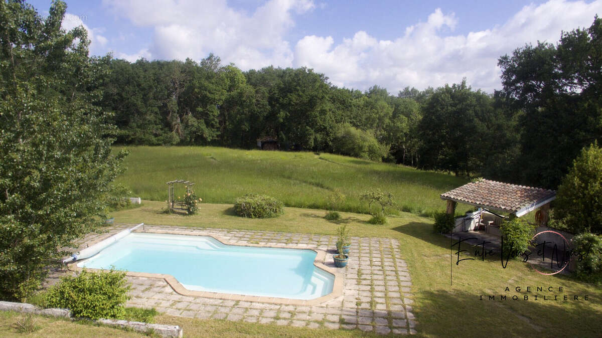 PISCINE  - Maison à BAZAS