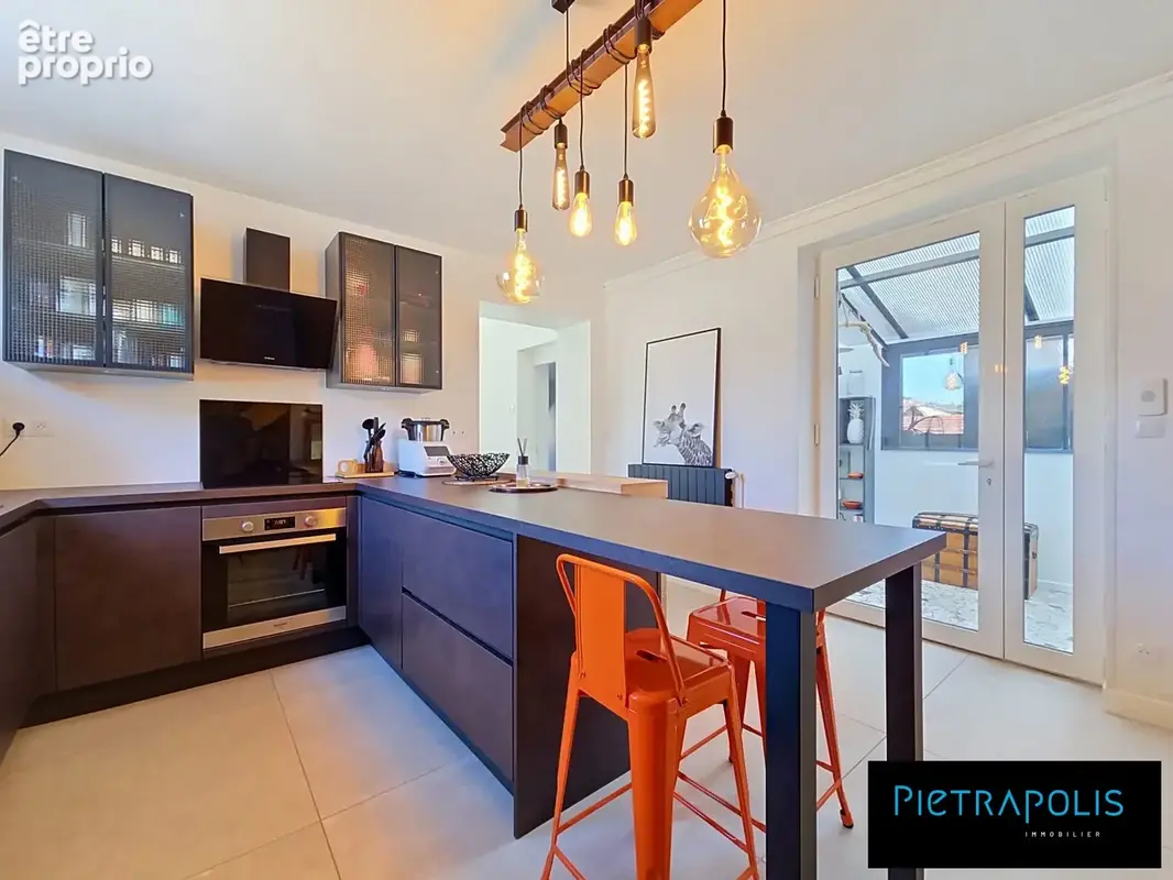 Maison 4 pièces 118 m² à vendre à Sainte-Foy-Les-Lyon (69110) - photo 7