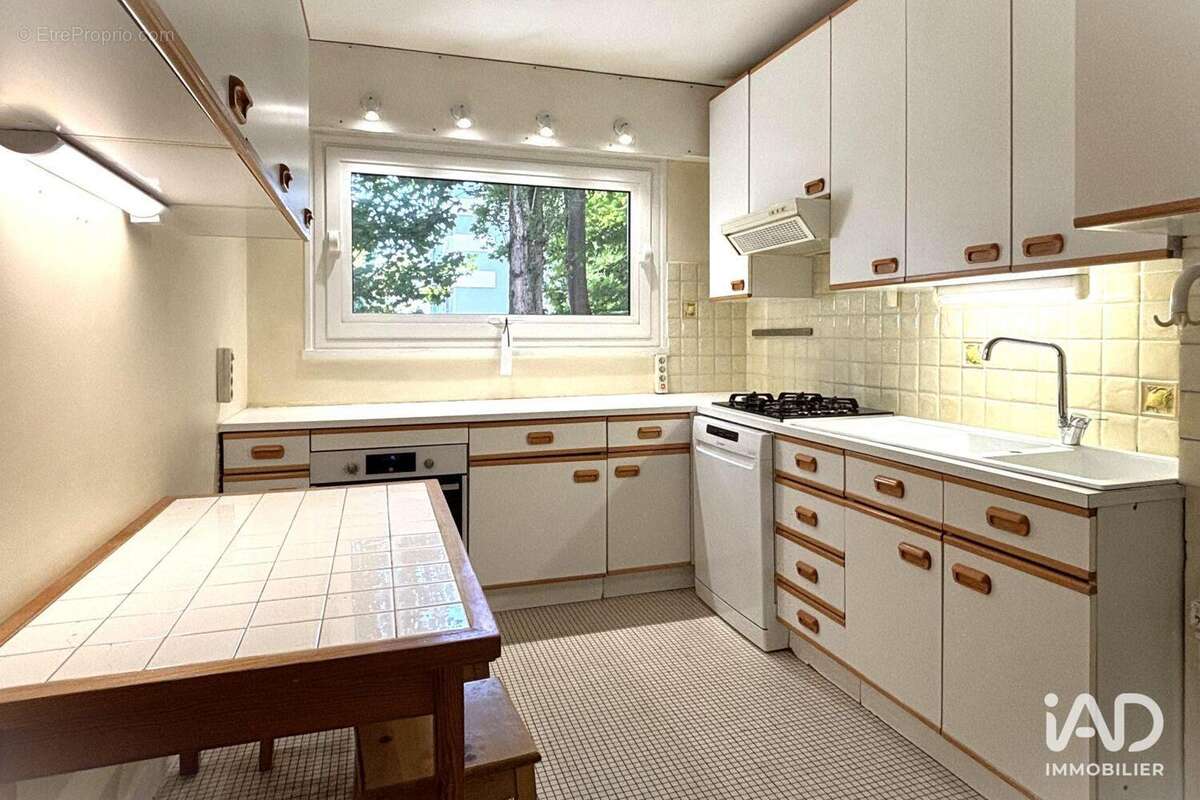 Photo 4 - Appartement à SEVRES