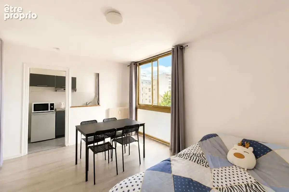 Appartement à SAINT-MAUR-DES-FOSSES