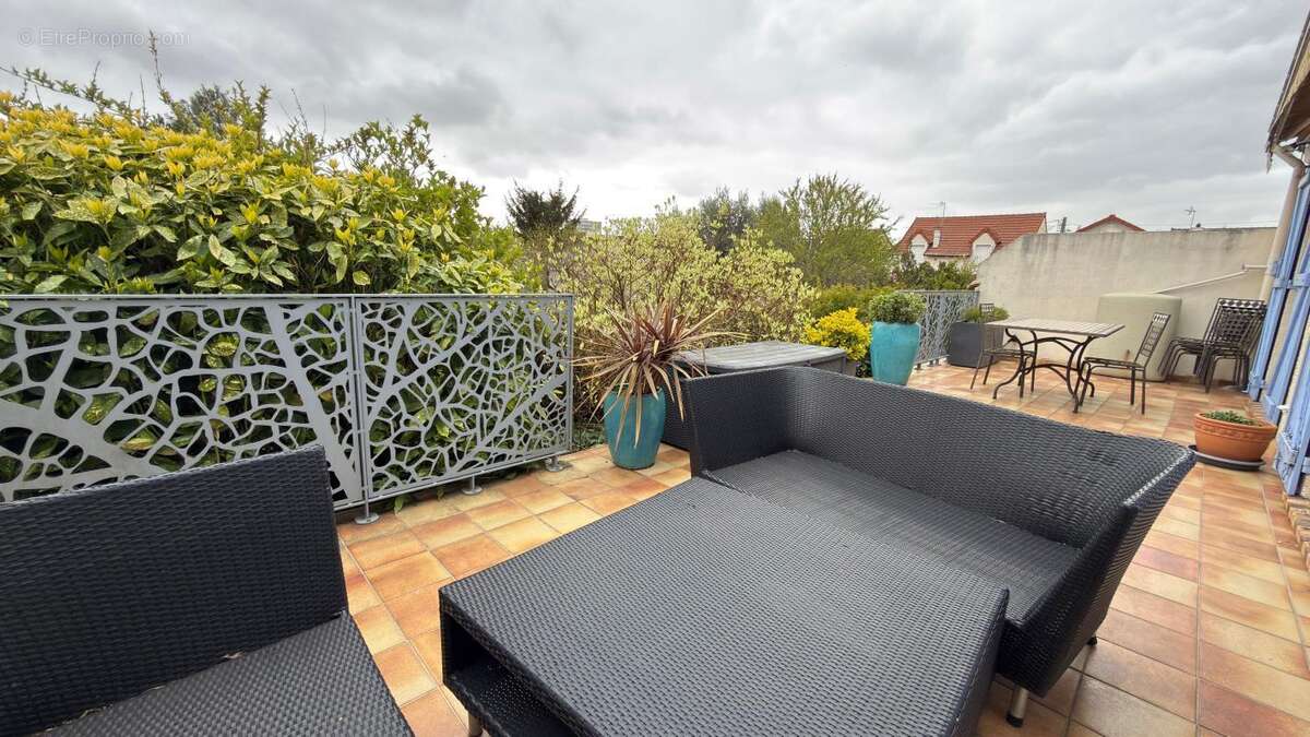 Maison à NEUILLY-SUR-MARNE