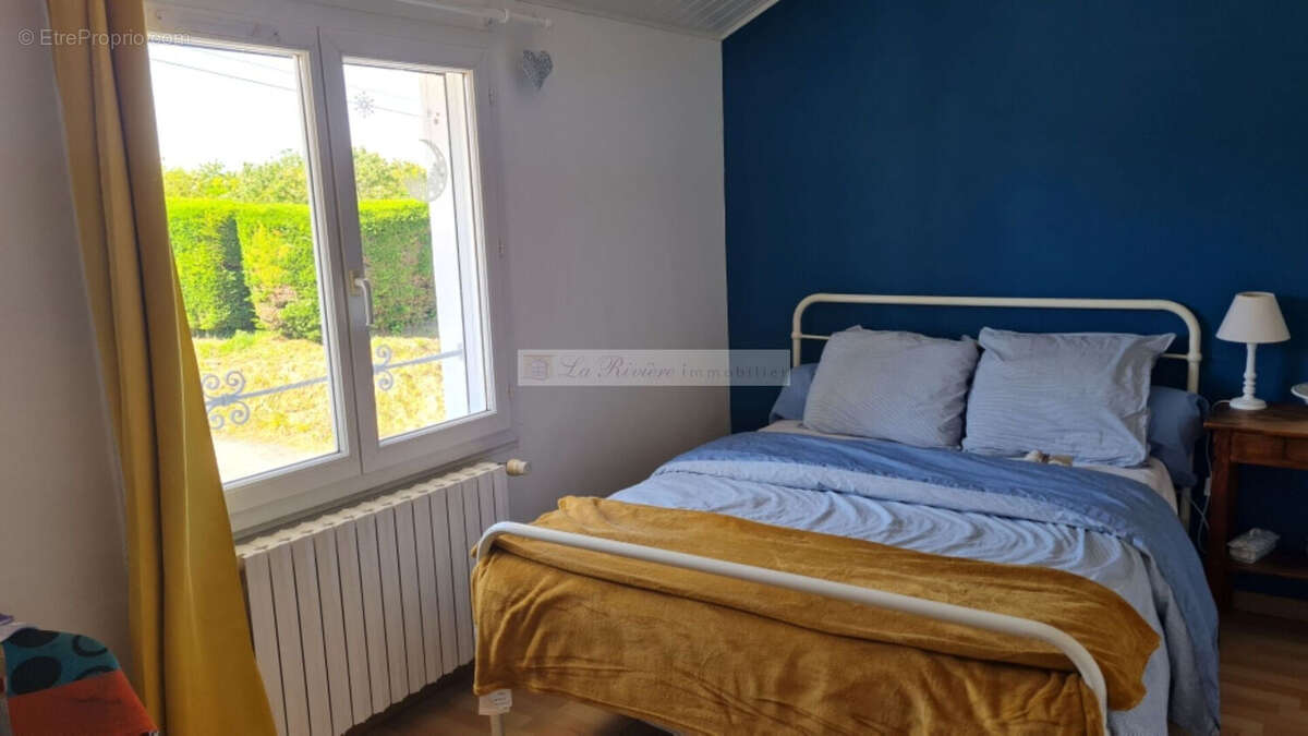 Maison Cognac 6 Kms de 154 m2 - photo 13