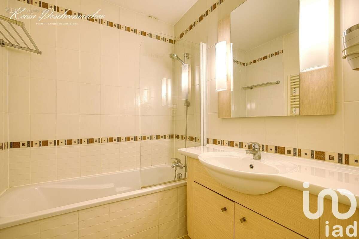 Appartement 46 m² à Divonne-Les-Bains  - photo 4
