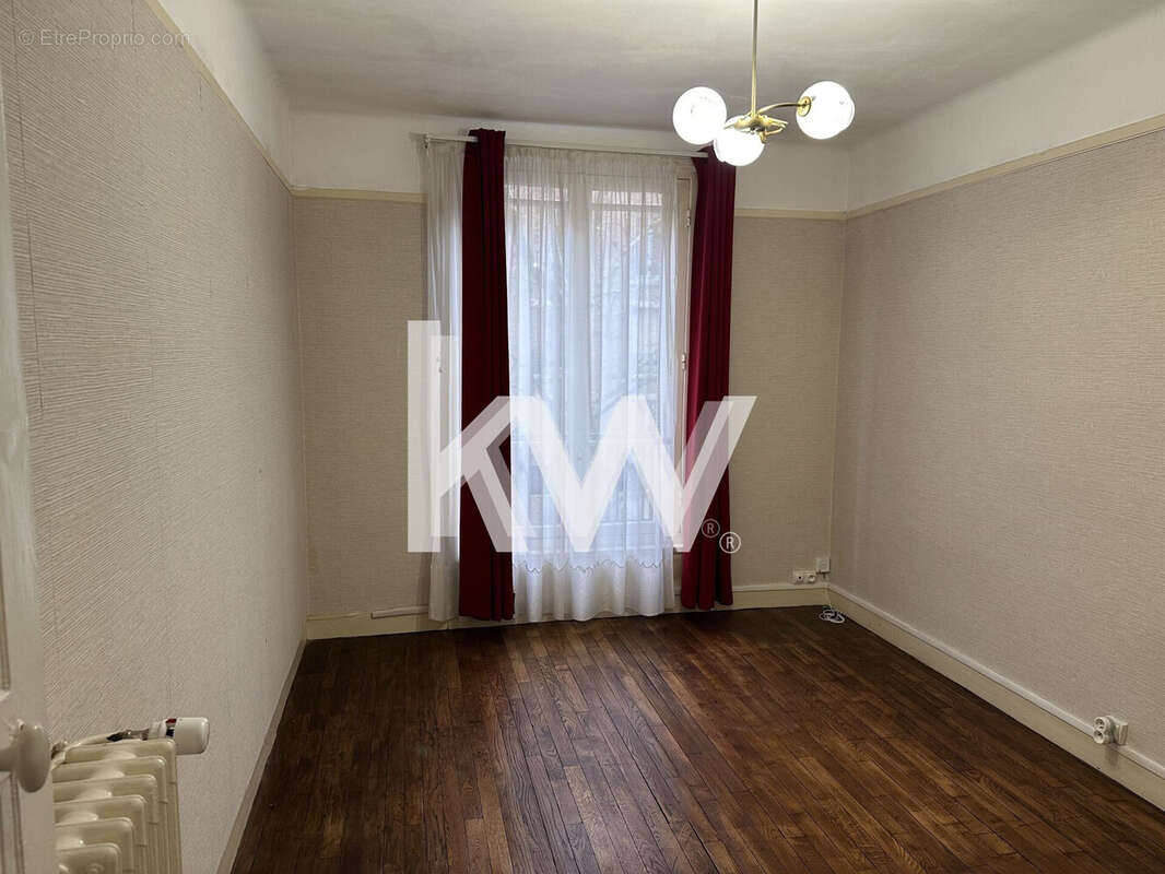 Appartement à PARIS-20E