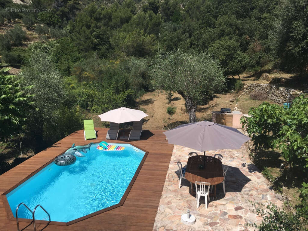 Maison moderne de 220 m2 au calme, piscine. - photo 3