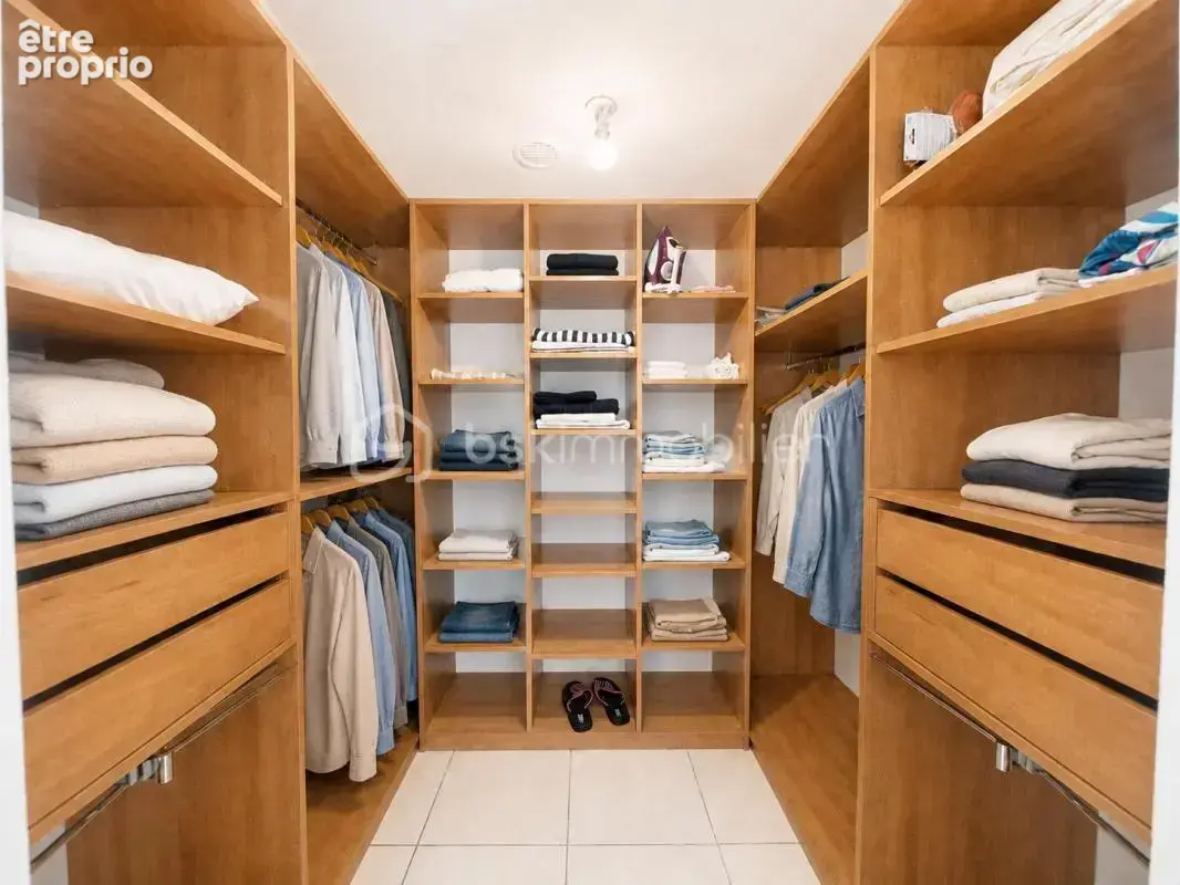 RARE !!! à 15 min de la plage, entre Montpellier et Sète – Propriété de caractère de 233 m² au cœur de 3285 m² constructibles– - photo 12