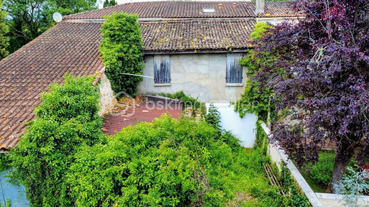 SAINT-VAIZE – Ensemble immobilier à fort potentiel aux portes de Saintes 85000€ - photo 15