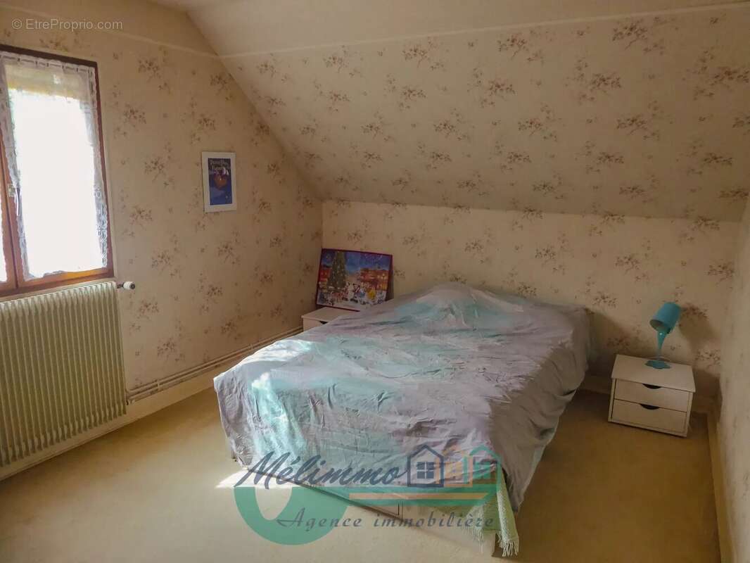 Maison 163 m² à Moutiers-En-Puisaye  - photo 8