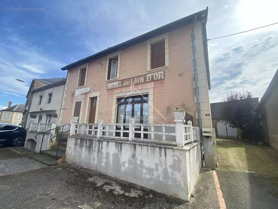 Appartement à SALIGNY-SUR-ROUDON