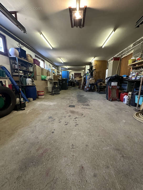 Maison à CELLES-SUR-DUROLLE