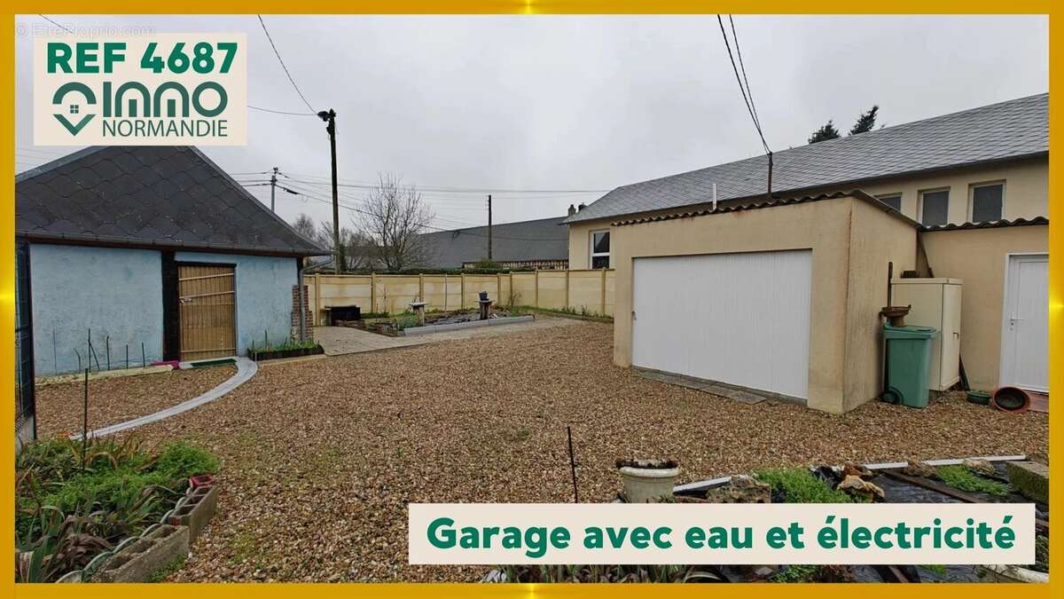 Terrain à NEUVILLE-SUR-AUTHOU