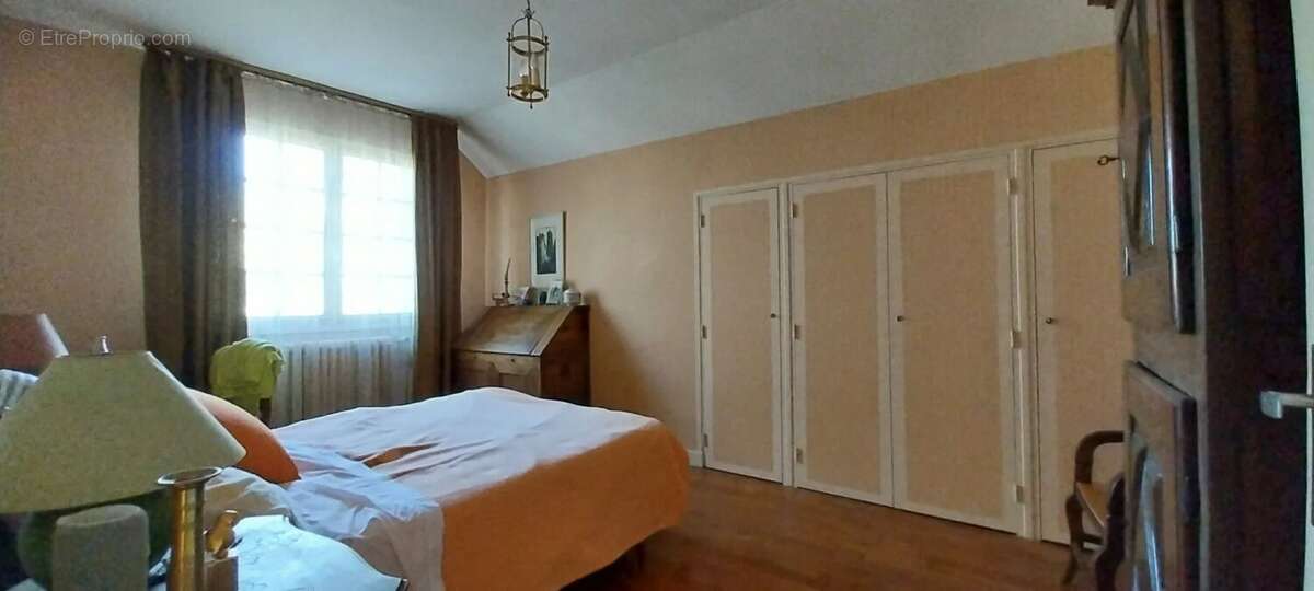 Maison à VILLEFRANCHE-DE-ROUERGUE