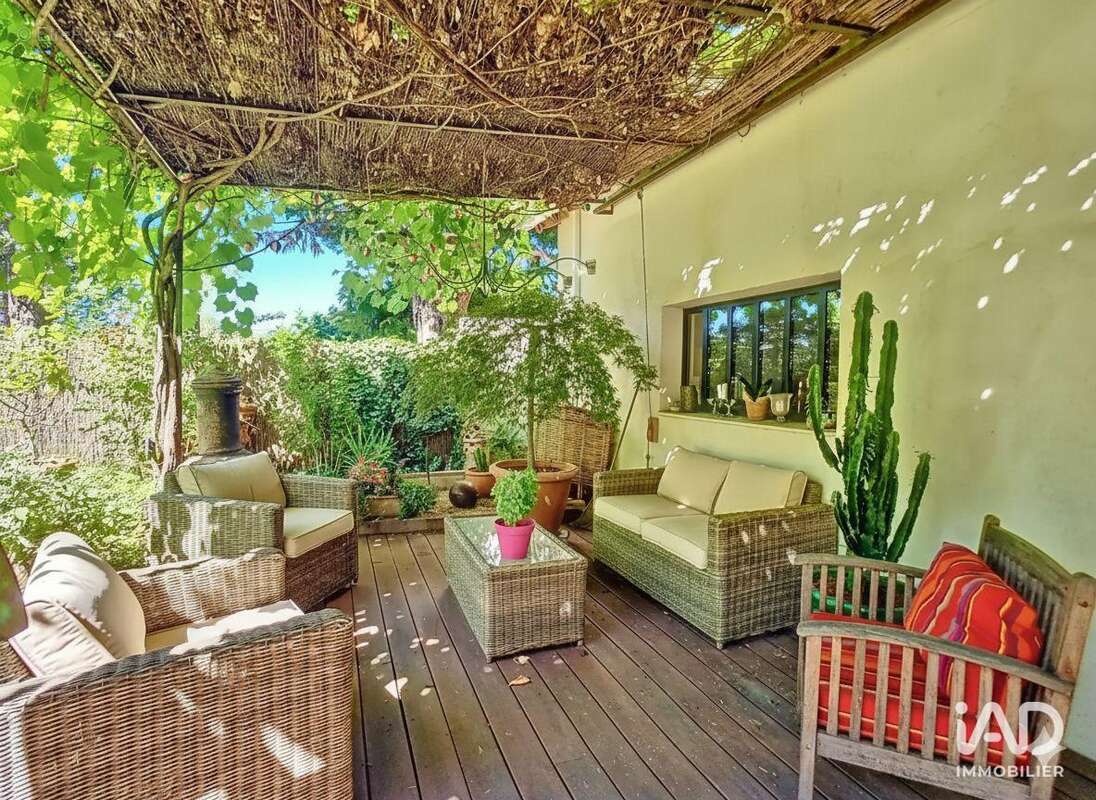 Photo 5 - Maison à ROBION