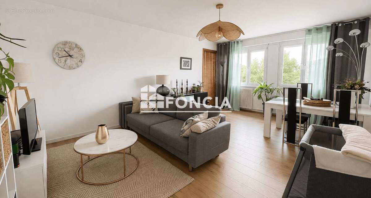 Appartement à NIMES