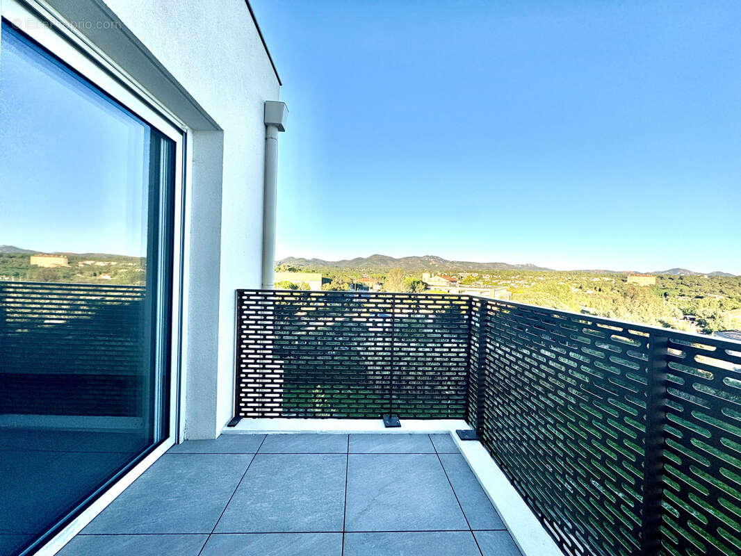 Appartement à FREJUS