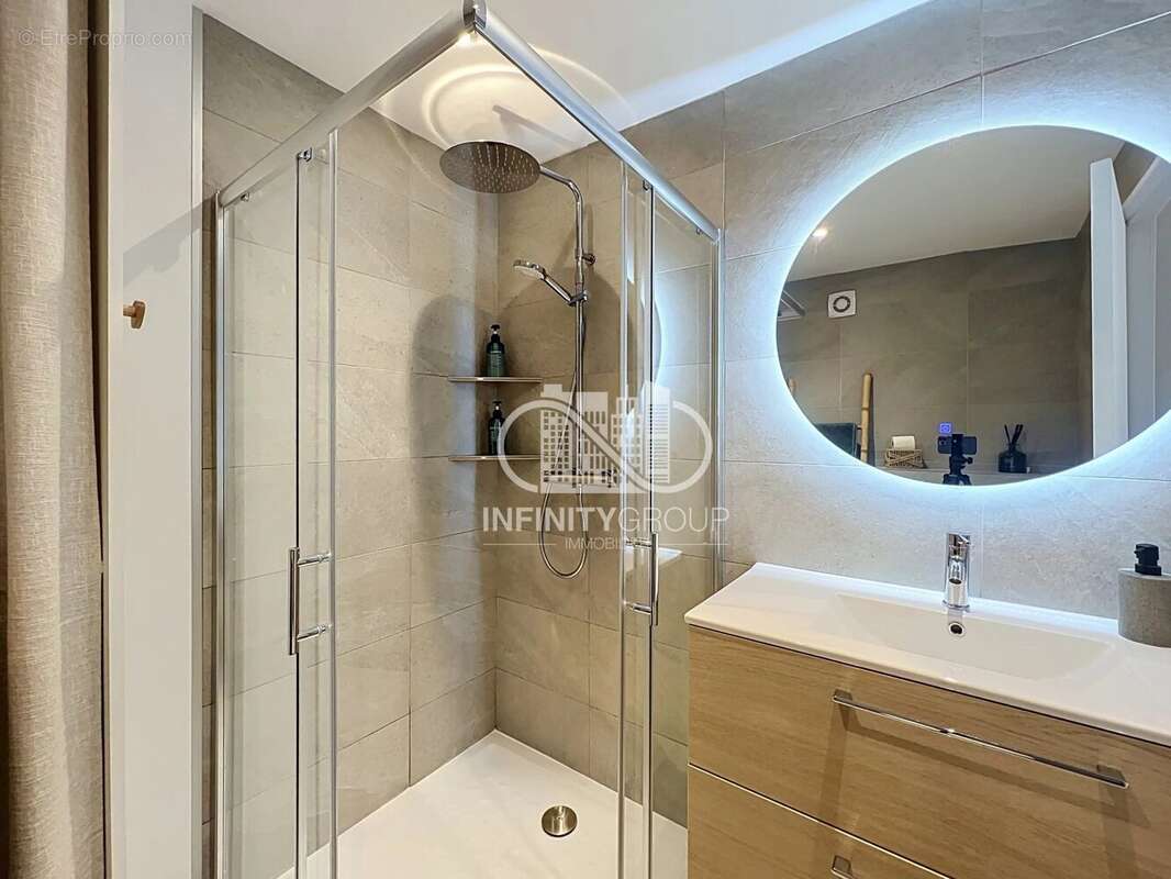 Studio rénové de 27 m² – charme, confort et fort potentiel locatif à proximité du centre-ville - photo 5